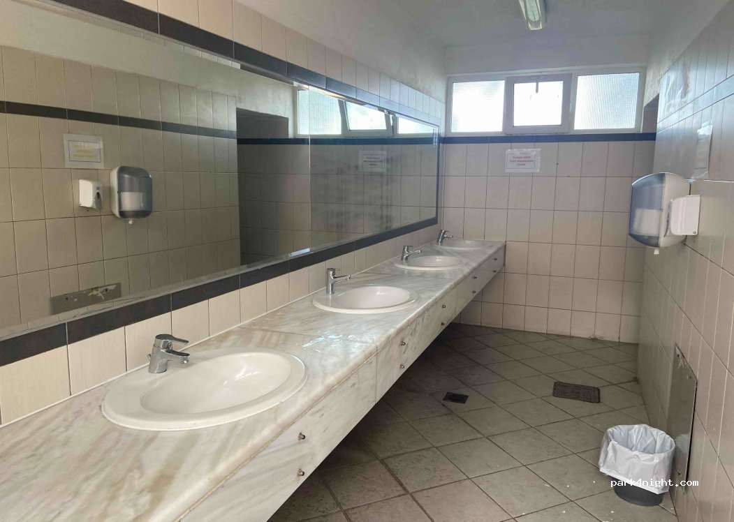 (174 55) Alimos - 18 Leoforos Poseidonos — foto 2