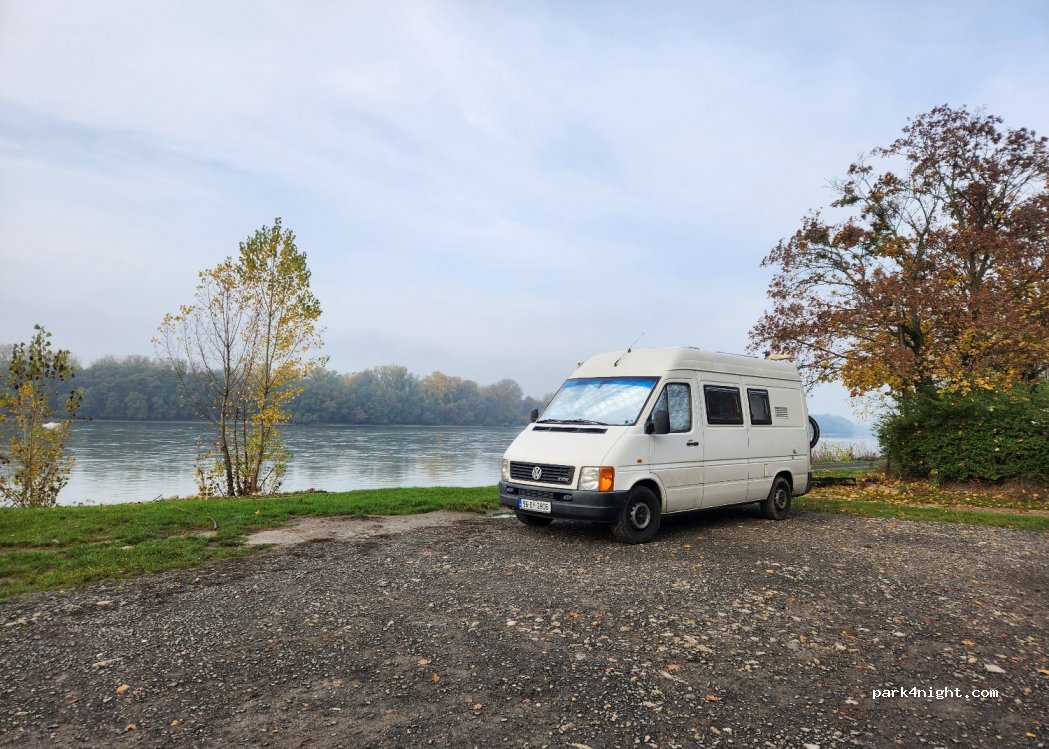 (2600) Vác - 11 Molnár utca — foto