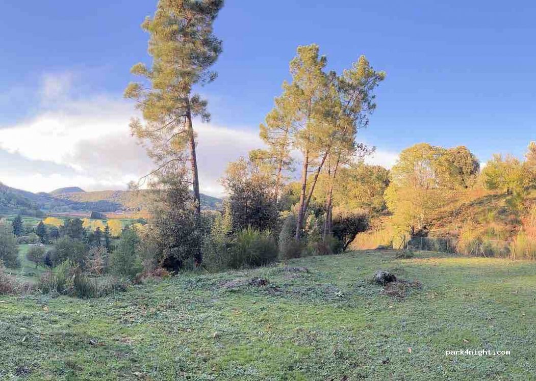 (17811) Santa Pau - — foto 3