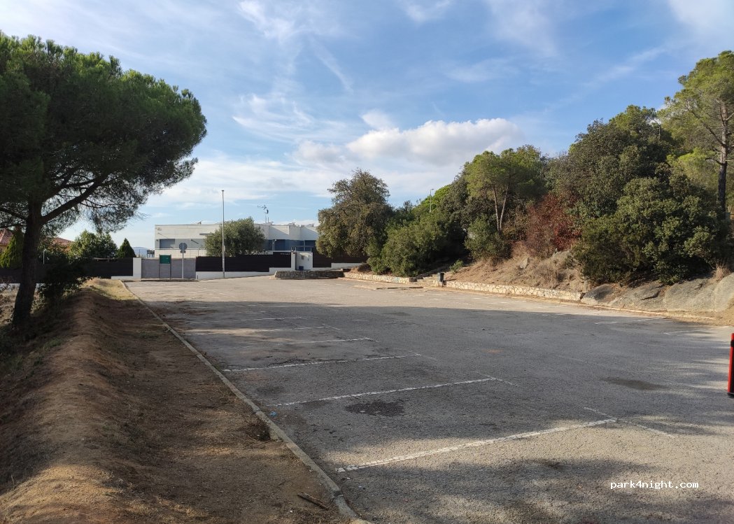 (08304) Mataró - 30 Carrer del Cami de la Cornisa — foto 2