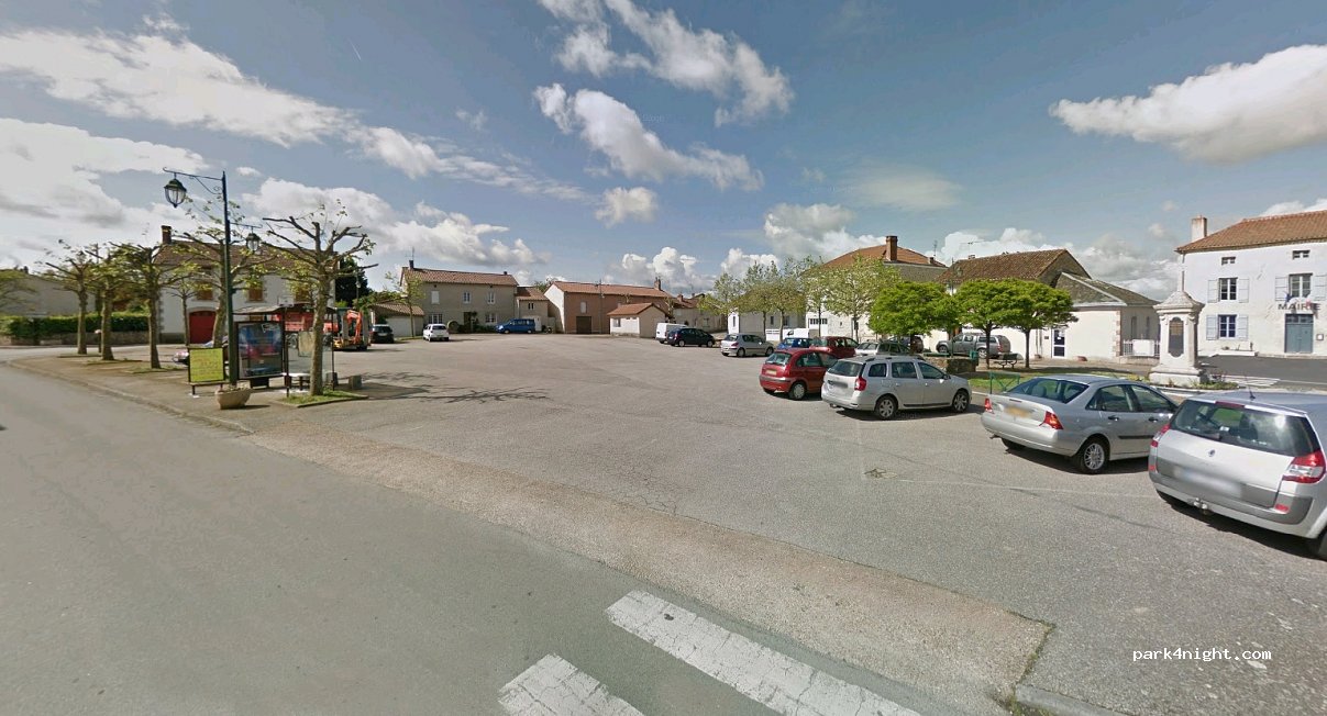 (87330) Nouic - 31 Place du Doct Justin Labuze — foto