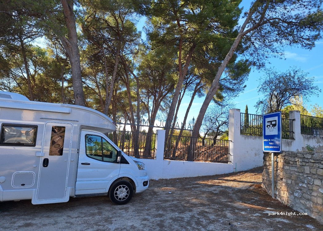 (23320) Torreperogil - 13 Calle Salvador Dalí — foto 4