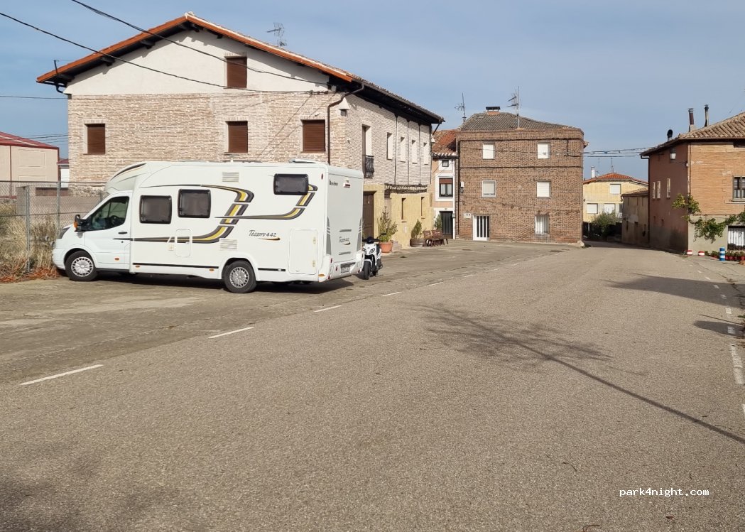 (09259) Viloria de Rioja - 16 Plaza Mayor — foto