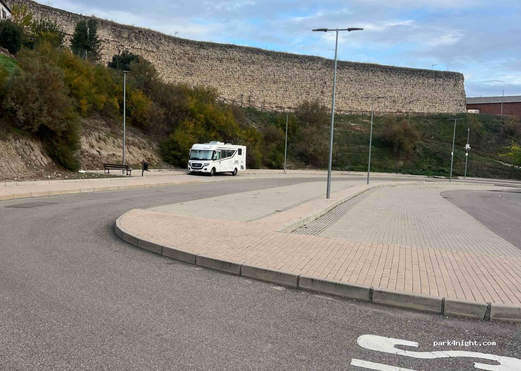 (45910) Escalona del Alberche - 17A Calle la Parra — foto 2