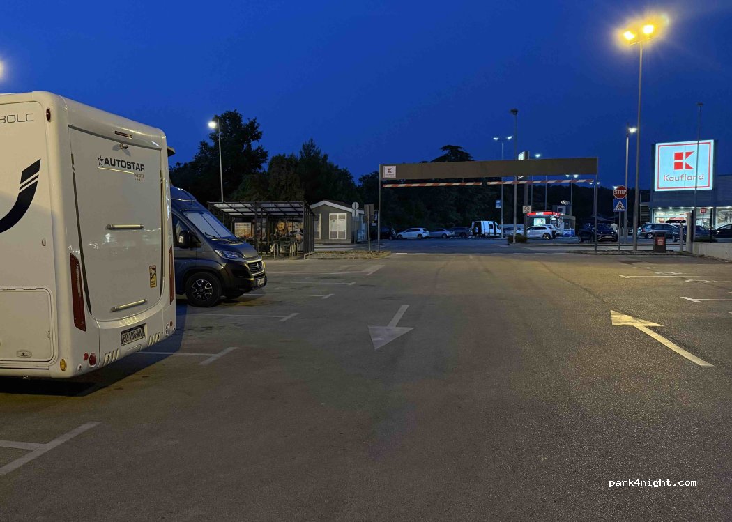 (52440) Poreč - 55 Ulica Mate Vlašića — foto 5