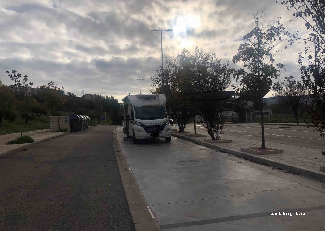 Área de autocaravanas Guadalajara — foto 5