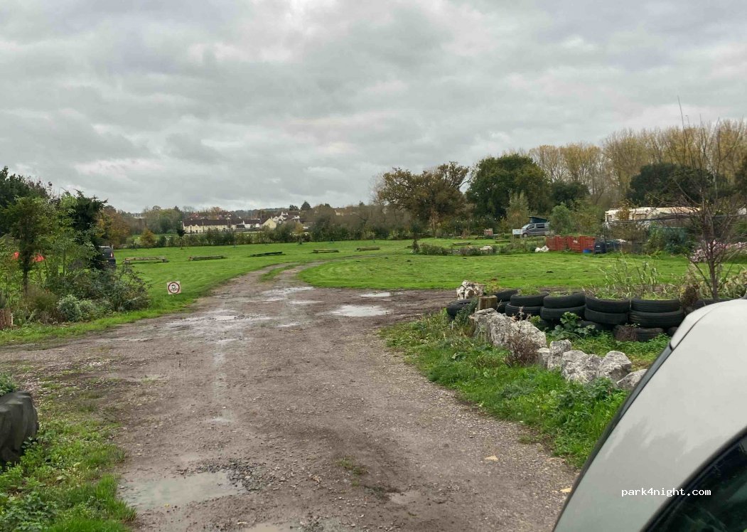 Bobsfield Campsite — foto