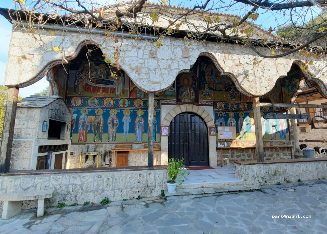 (591 32) Moni Timiou Prodromou - — foto 2