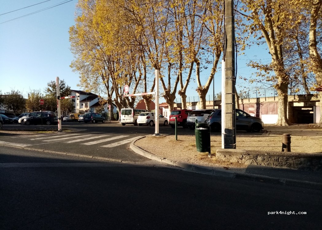 (64250) Cambo-les-Bains - 5 Avenue Jean Rumeau — foto 2