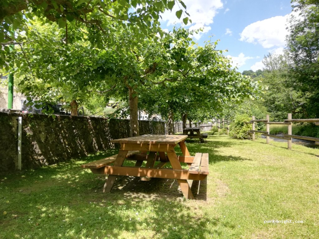 (09800) Argein - 24 Esplanade du Gravier — foto 2
