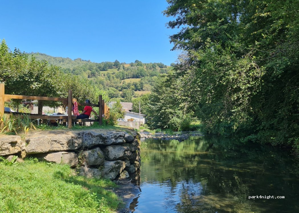 (09800) Argein - 24 Esplanade du Gravier — foto 4