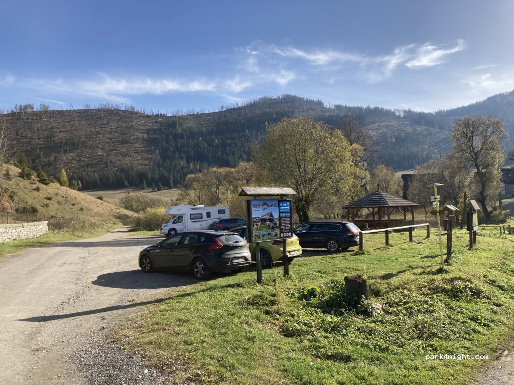(027 32) Veľké Borové - Unnamed Road — foto