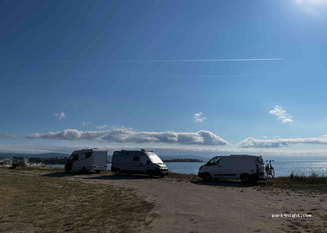 (8230) Burgas - Unnamed Road — foto 2