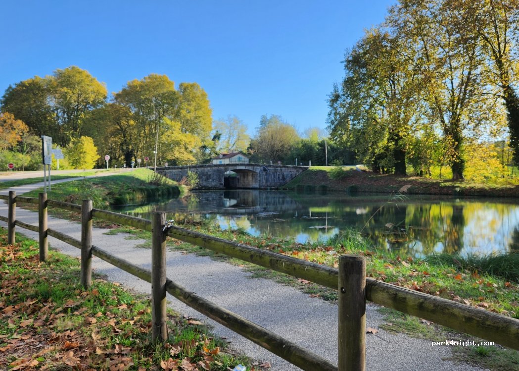 (47180) Meilhan-sur-Garonne - 38 Route de Meilhan — foto 2