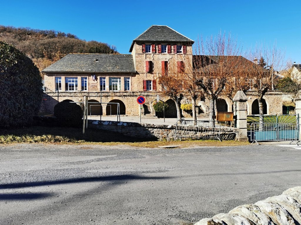 (12620) Saint-Beauzély - Les Gardies — foto 2