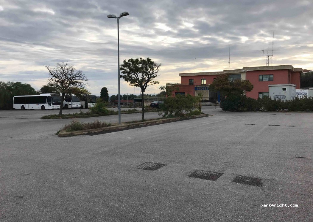 (96010) Canicattini Bagni - 454 Via Vittorio Emanuele III — foto