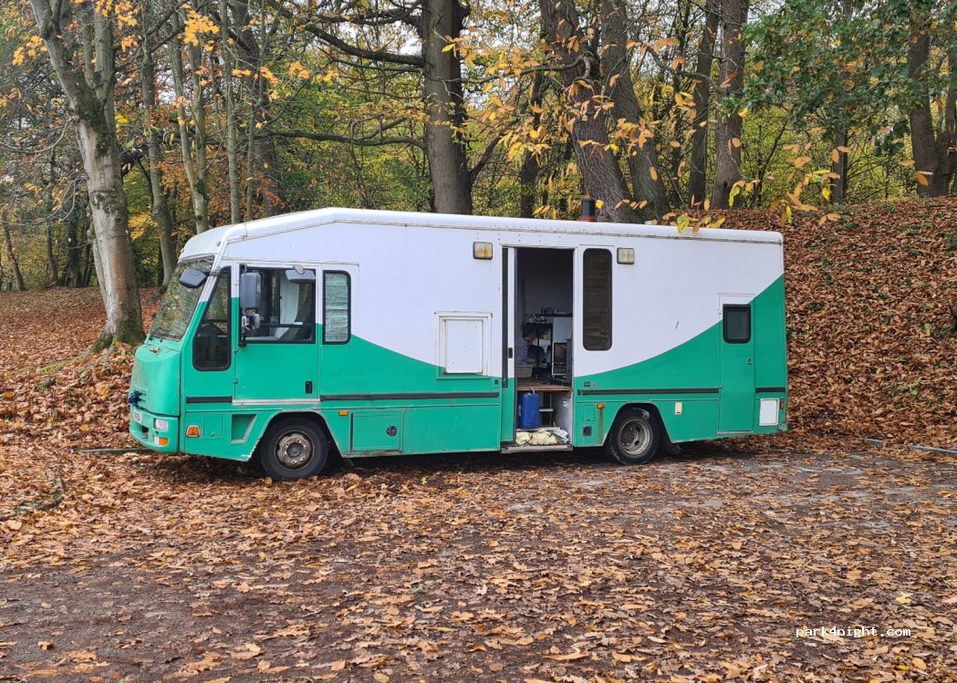 (LL14 5RL) Chirk - Canal Wood Industrial Estate — foto
