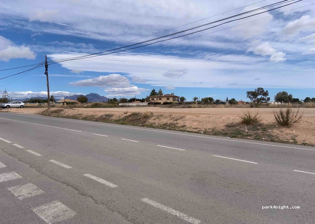 (03690) Sant Vicent del Raspeig - 18 Carrer de la Baiona Baixa — foto 2