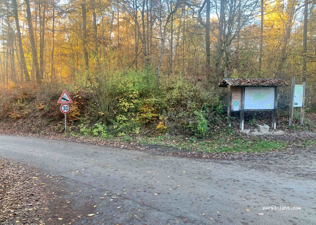 (71083) Herrenberg - Zum Sportplatz — foto 3