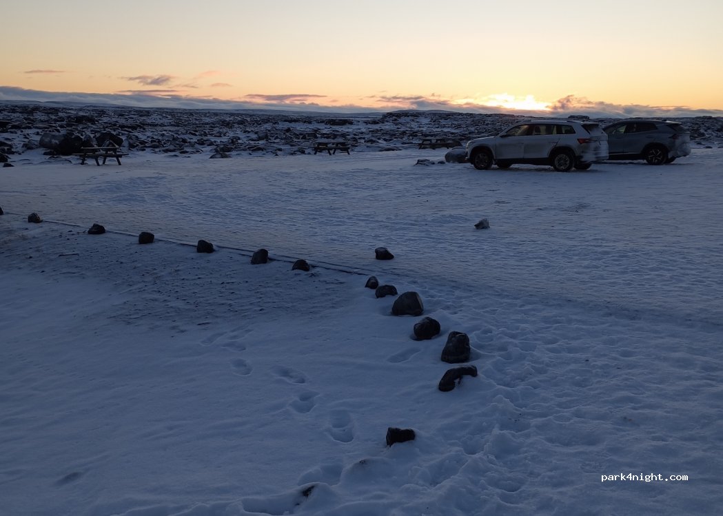 (660) Reykjahlíð - Unnamed Road — foto 3