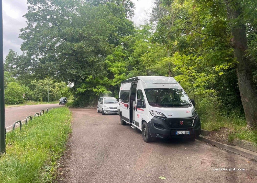 (75016) Paris - Rte des Moulins — foto 2