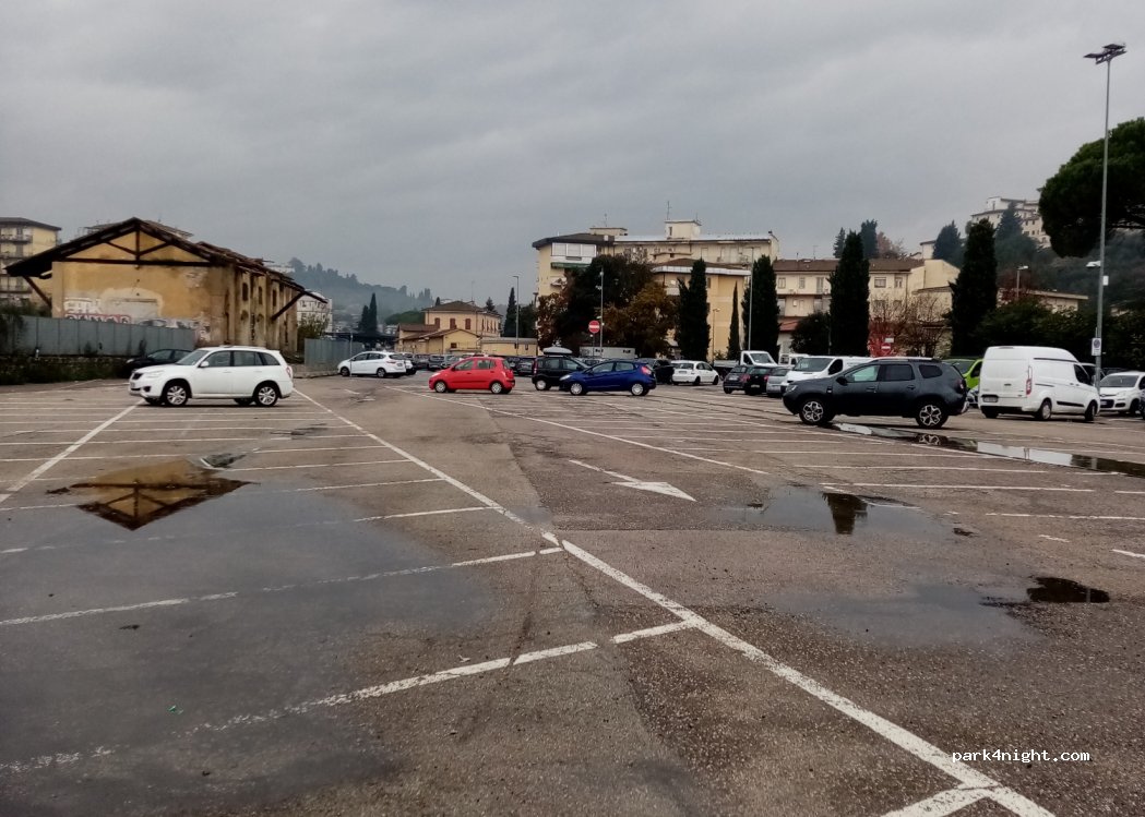 (50058) Signa - 24 Via dello Scalo — foto 2