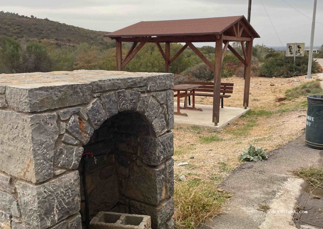 (821 03) Skariotis - Epar. Odos Kardamilon-Ag. Isidorou — foto