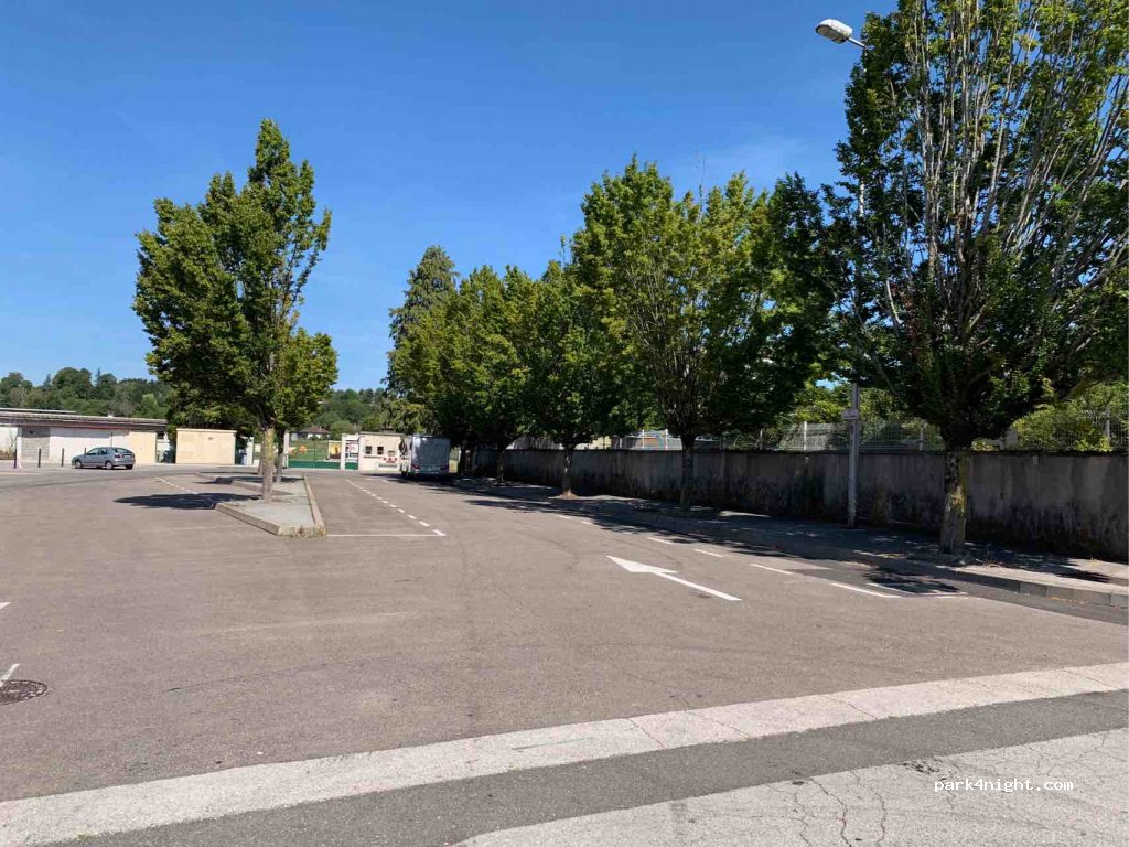 (39570) Lons-le-Saunier - 5 Rue du Capitaine Dumas — foto 2