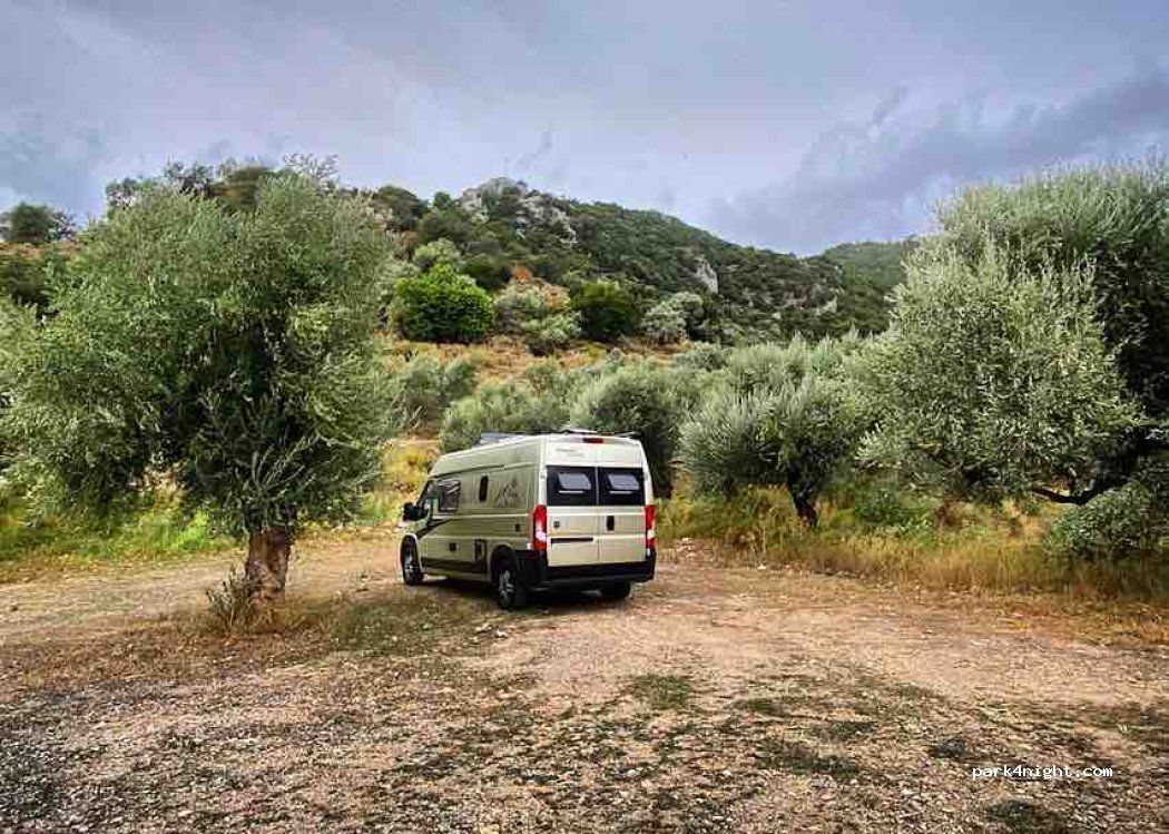 (230 54) Xirokampi - Unnamed Road — foto 4