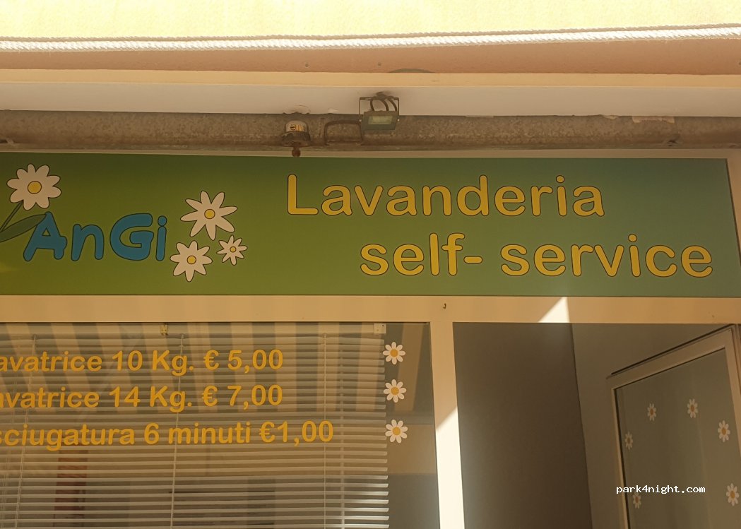 (09126) Cagliari - 7 Via Pesaro — foto 3