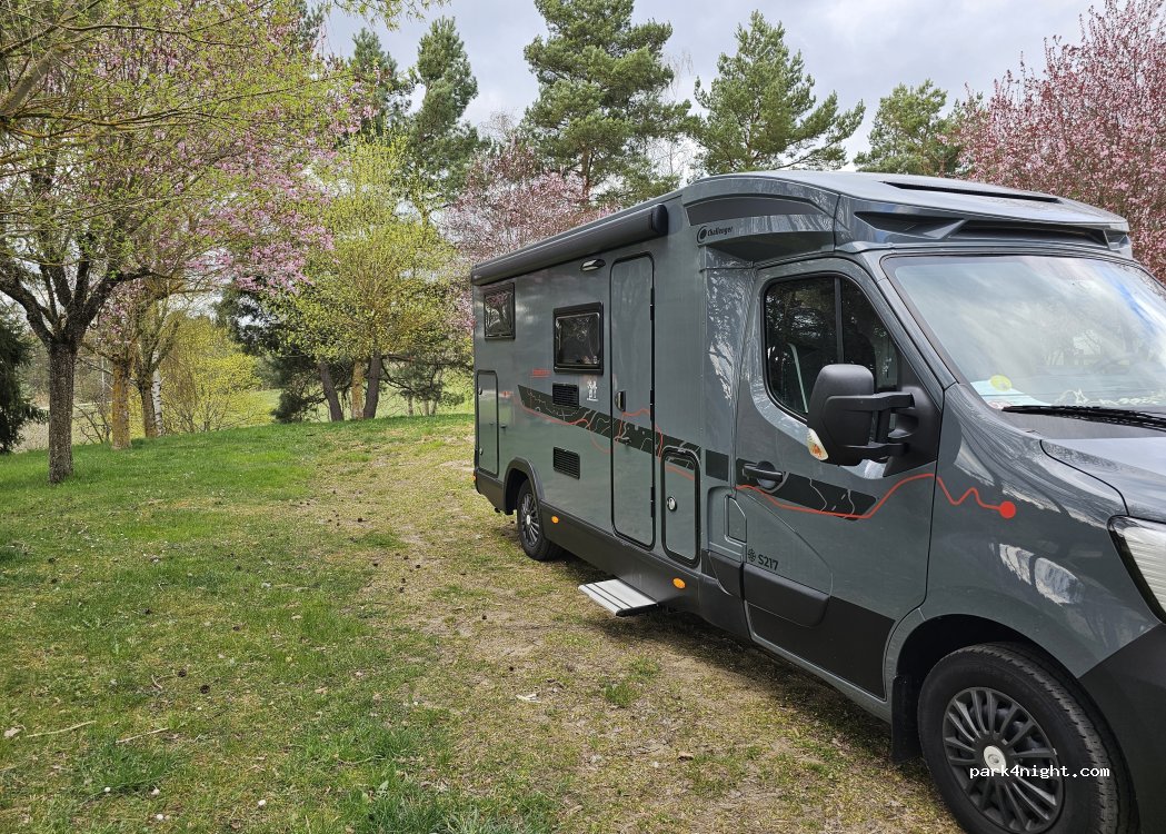 Aire de camping-cars Ruynes-en-Margeride — foto 4