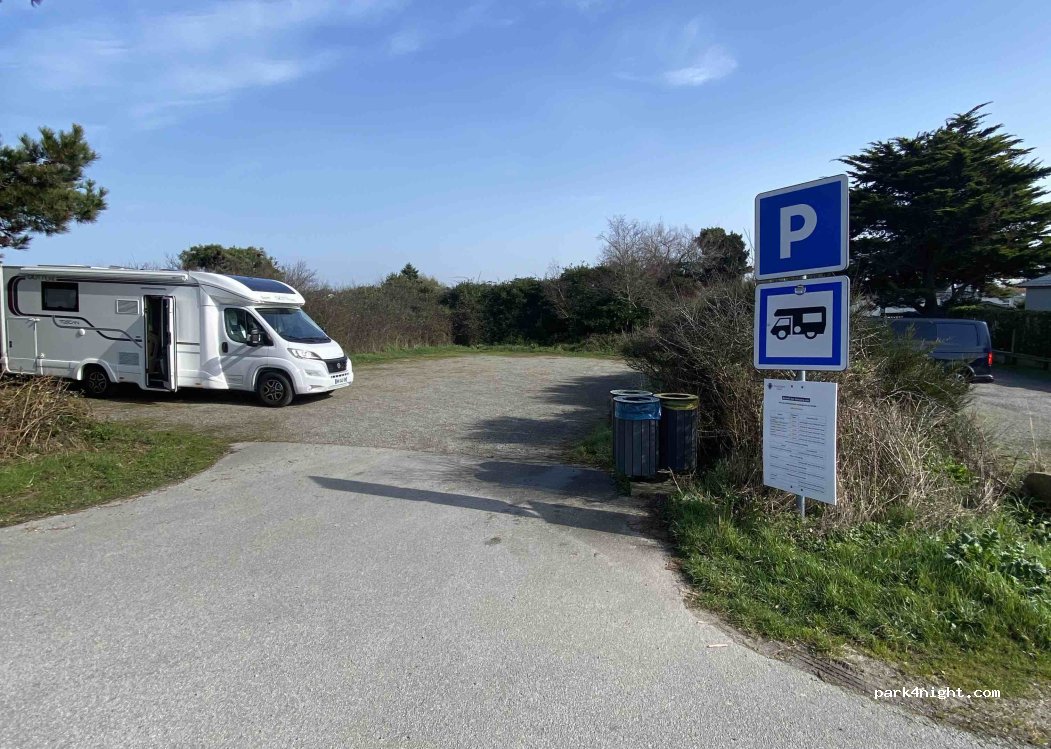 (56270) Ploemeur - Chemin des Douves — foto 5