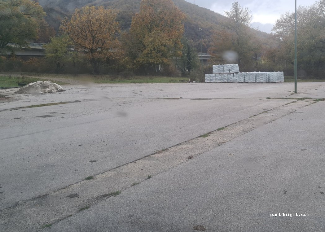 (85010) Castelmezzano - Str. Interpoderale Santa Croce — foto