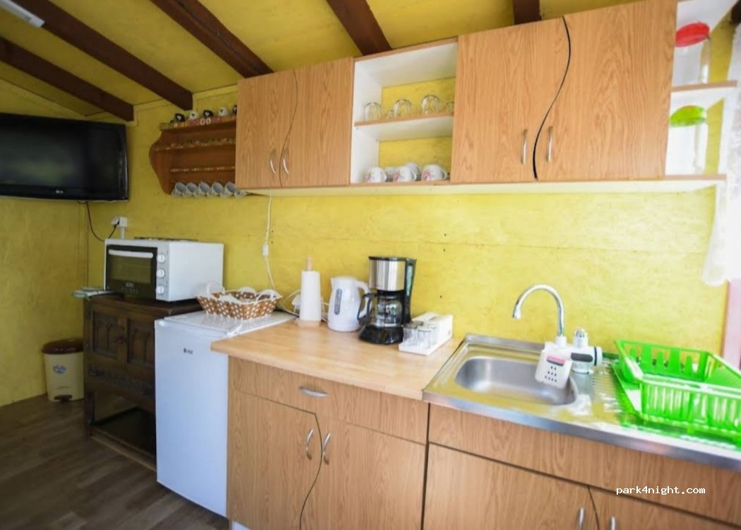 Rankine kolibe, Ranka's huts, camping — foto