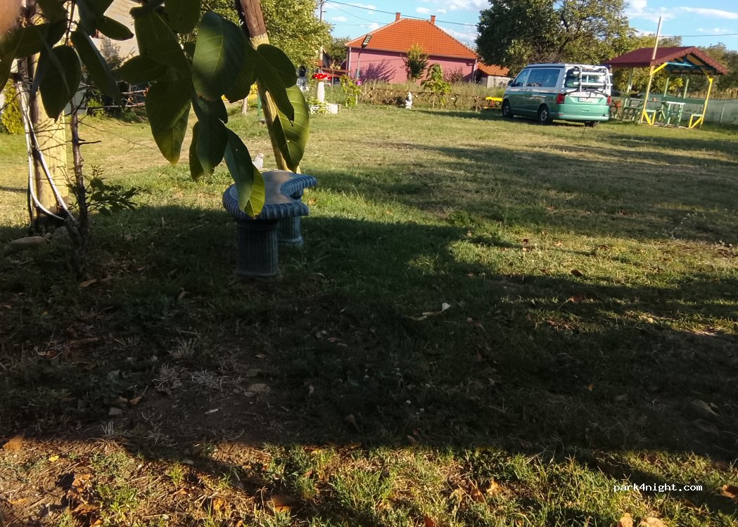 Rankine kolibe, Ranka's huts, camping — foto 5
