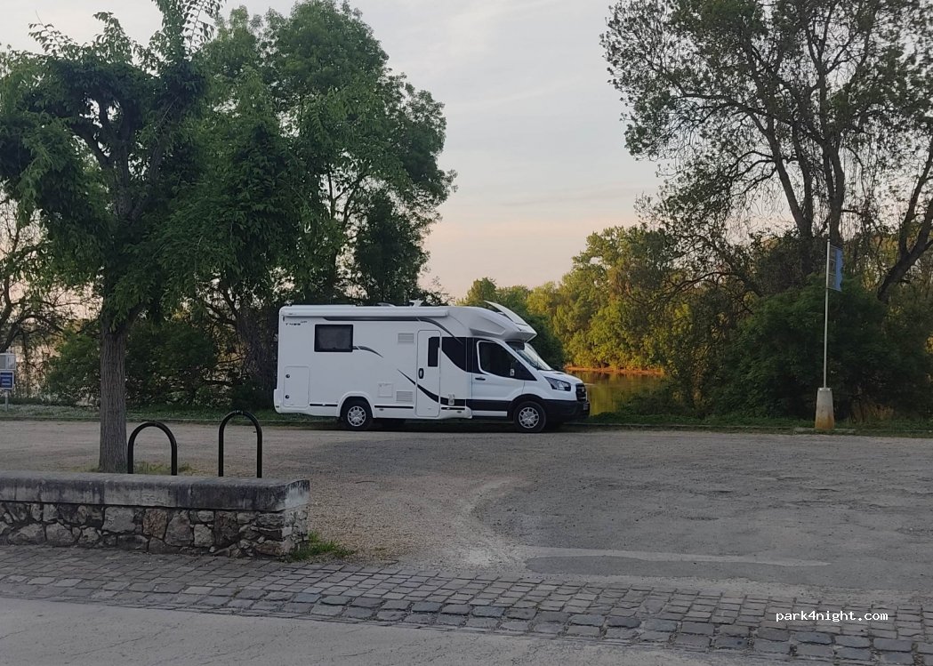 (49350) Chênehutte-Trèves-Cunault - 22-24 Rue des Ducs d'Anjou — foto 3