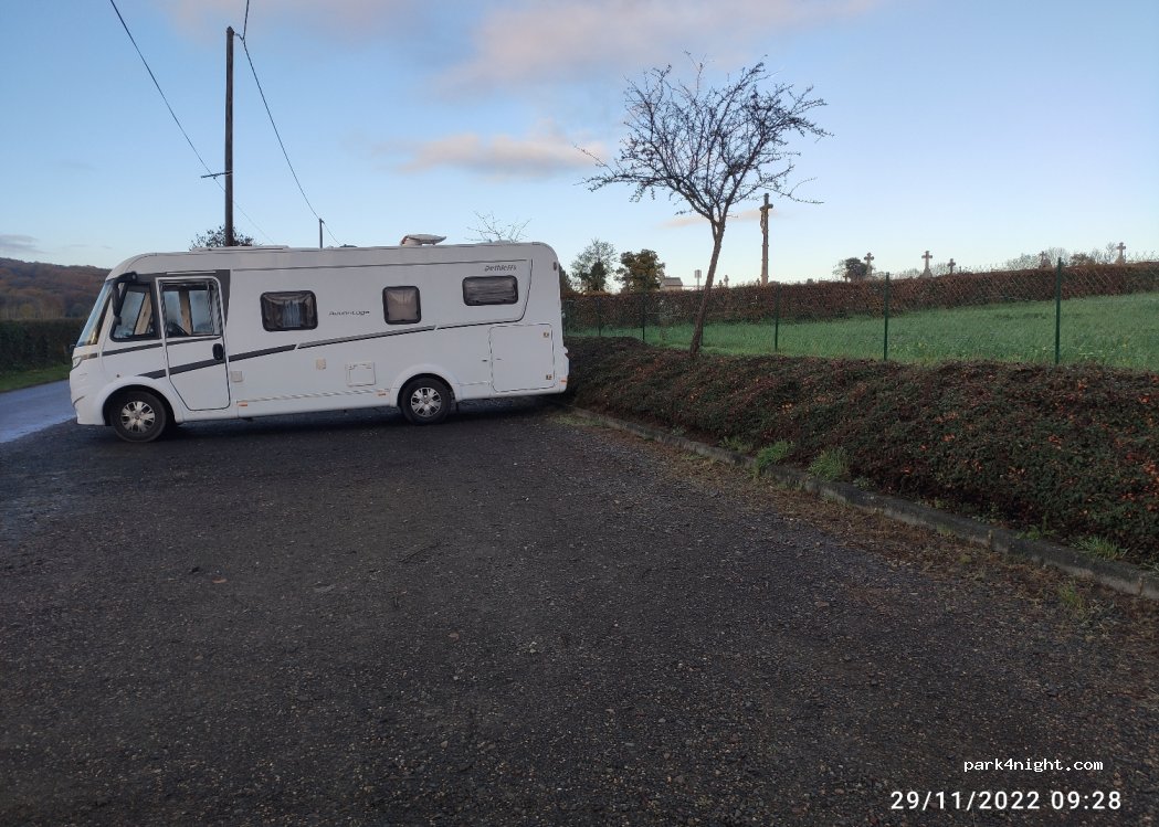 (14260) Dialan sur Chaîne - 15 Le Bourg — foto