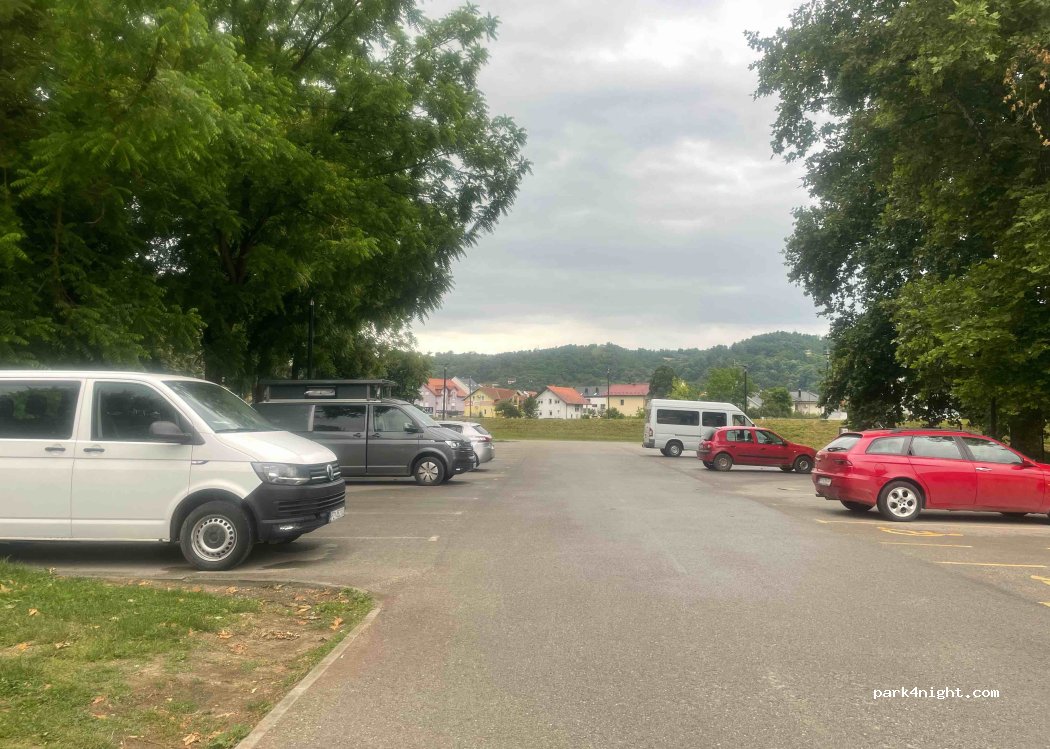 (34000) Požega - 4 Ulica Milke Trnine — foto 4