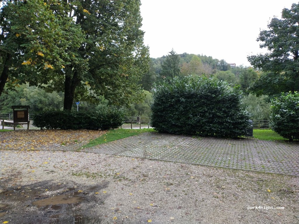 (33017) Tarcento - 82 Via Sottocolleverzan — foto