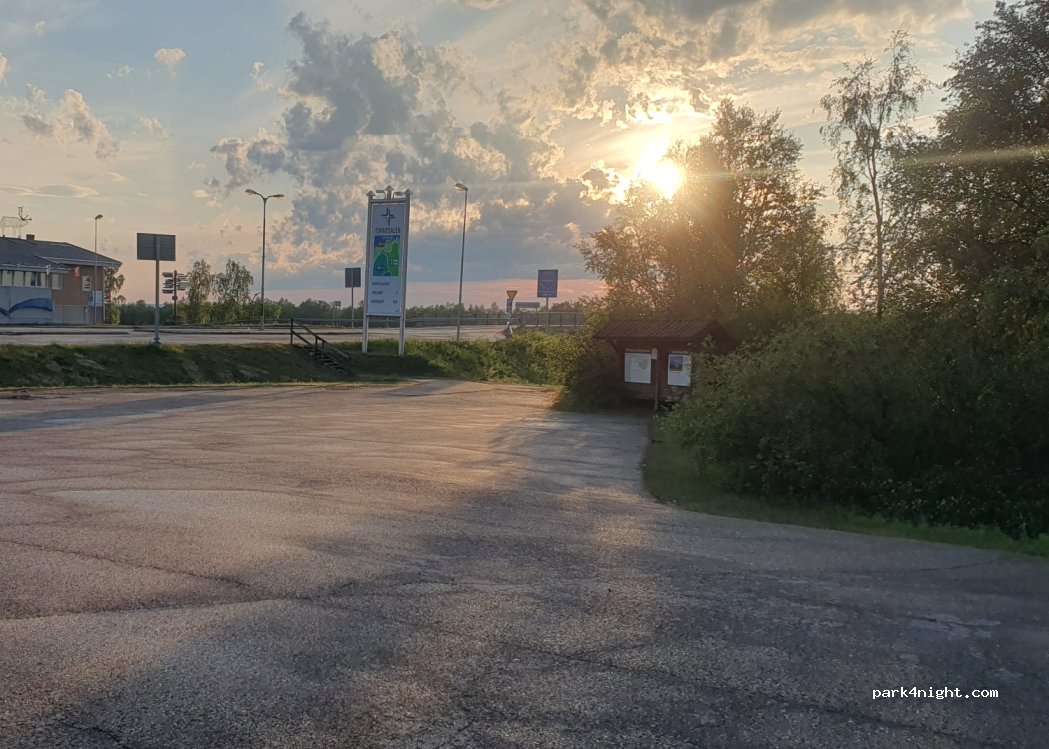 (980 31) Karesuando - Laestadiusvägen 101 — foto