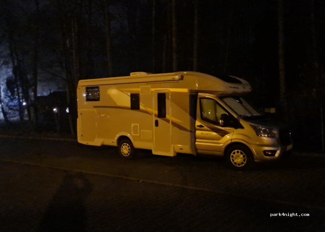 (43-450) Ustroń - 1 Nadrzeczna — foto
