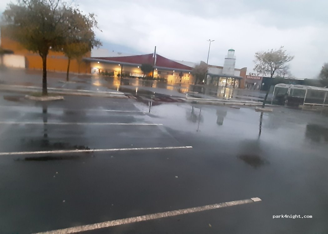 (34400) Lunel - 44 Avenue les Portes de la Mer — foto
