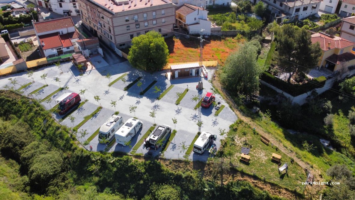 Camper Park Beas de Granada — foto