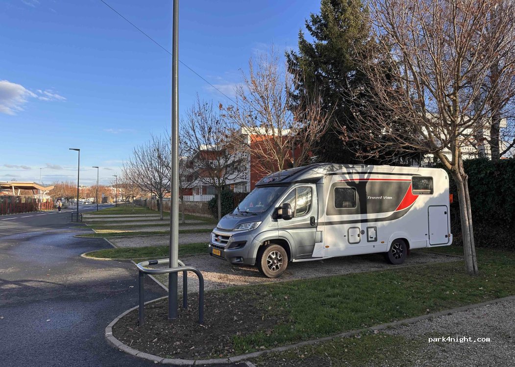 (63500) Issoire - Boulevard Andre Malraux — foto 5