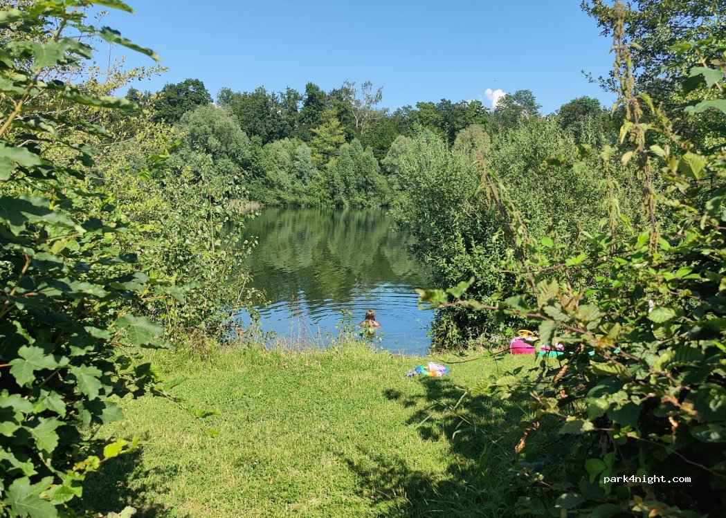 (77743) Neuried - Unnamed Road — foto 2
