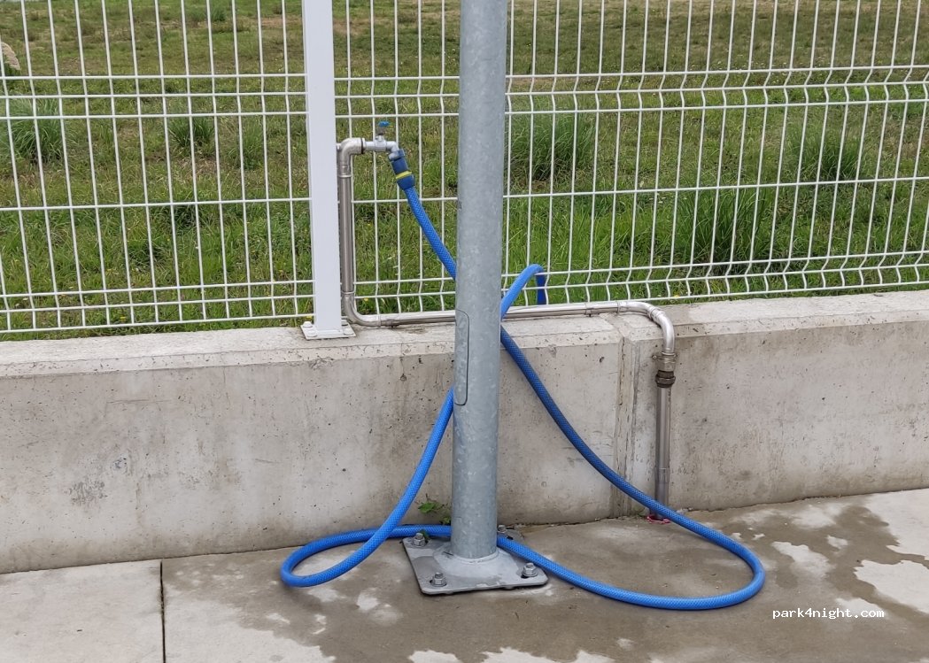 Lowxen - Gasolinera lowcost en Sanxenxo — foto 4