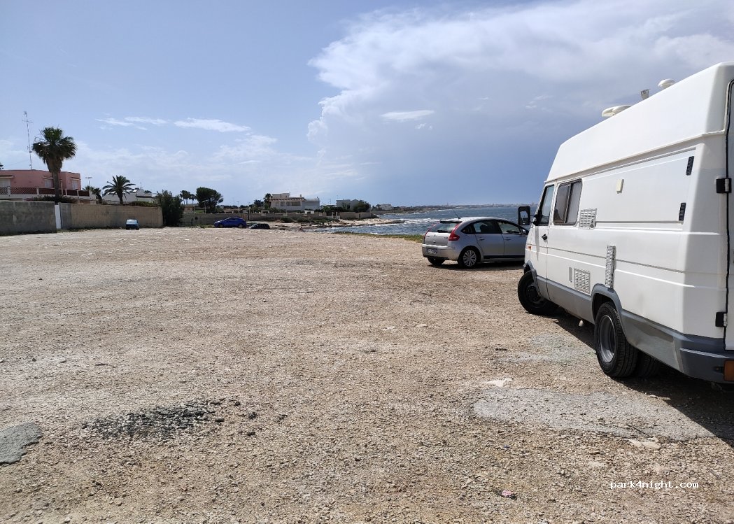(70054) Le Macchie - Largo di Santo Spirito Cristoforo Colombo — foto 4