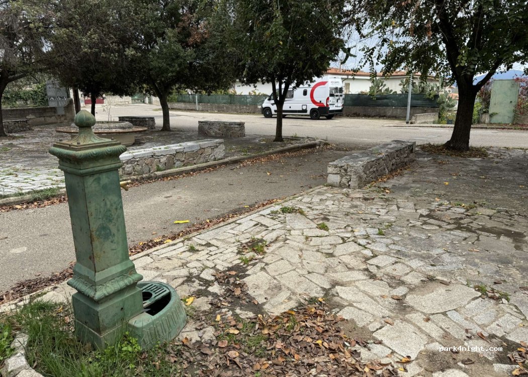 (08020) Orotelli - 14 Via Guido Rossa — foto 4