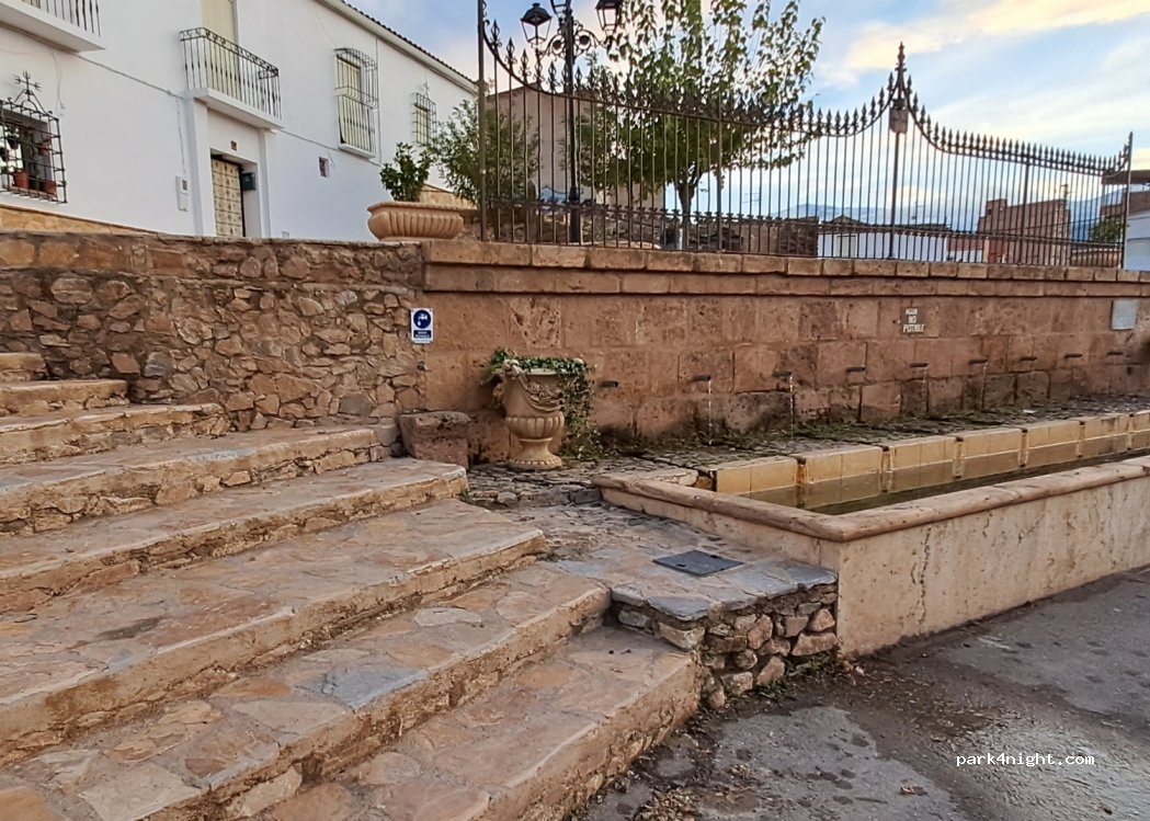(18512) La Calahorra - 1 Calle La Zagüela — foto