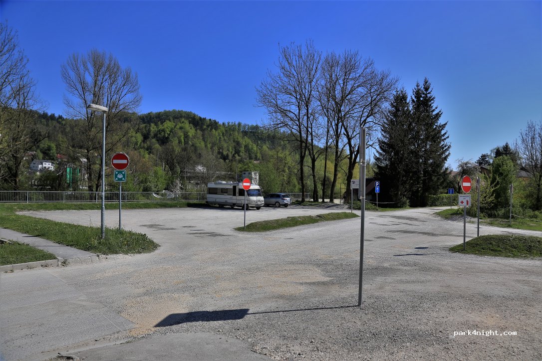 (1241) Kamnik - 2 Šolska ulica — foto 2